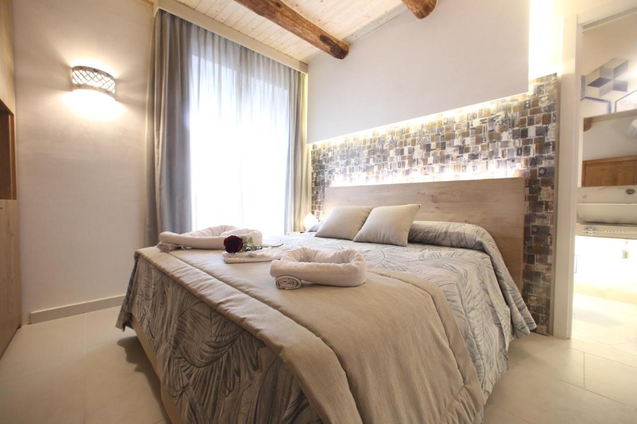 Relais Piazza Del Plebiscito B&B Napoli Eksteriør bilde