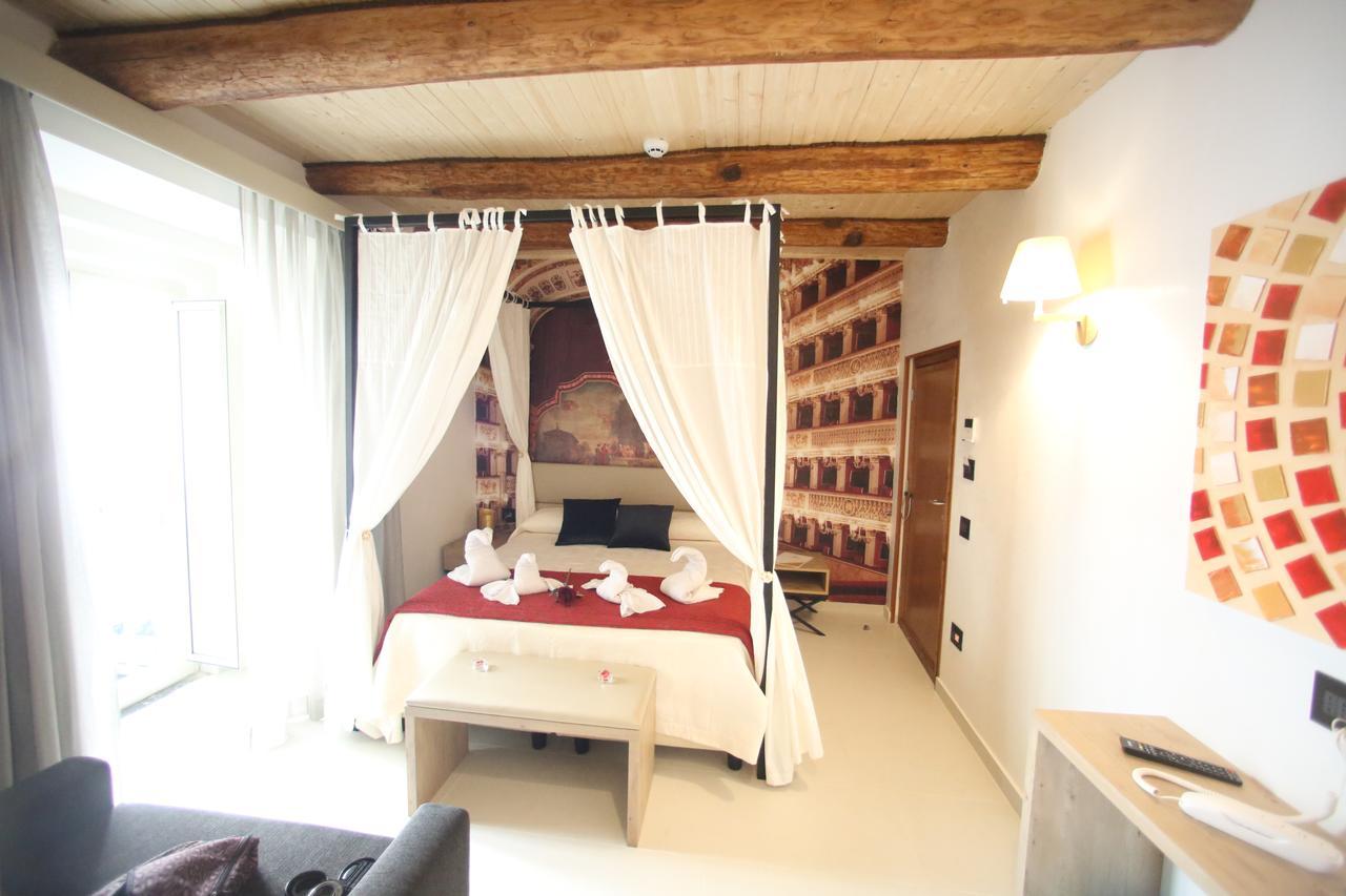 Relais Piazza Del Plebiscito B&B Napoli Eksteriør bilde